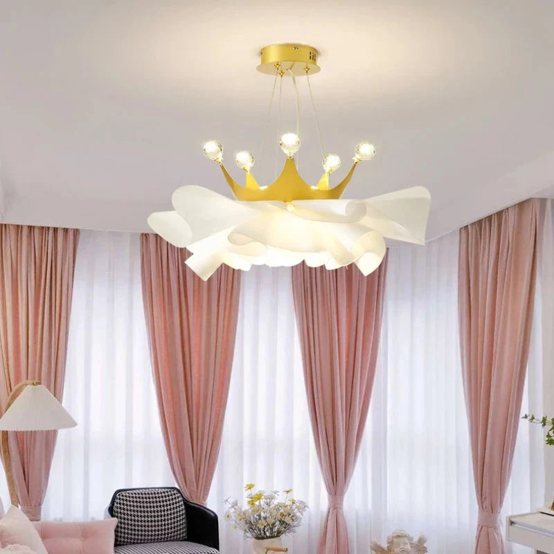 Lustre Pendente Crown Lustre 01 Kabannas 