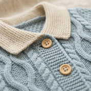 Macacão Bebê Tricô Clássico com Touca 2 Peças Moda Vintage Infantil 77 Kabannas 