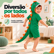 Vista traseira mostrando os espinhos e a cauda do macacão fantasia.