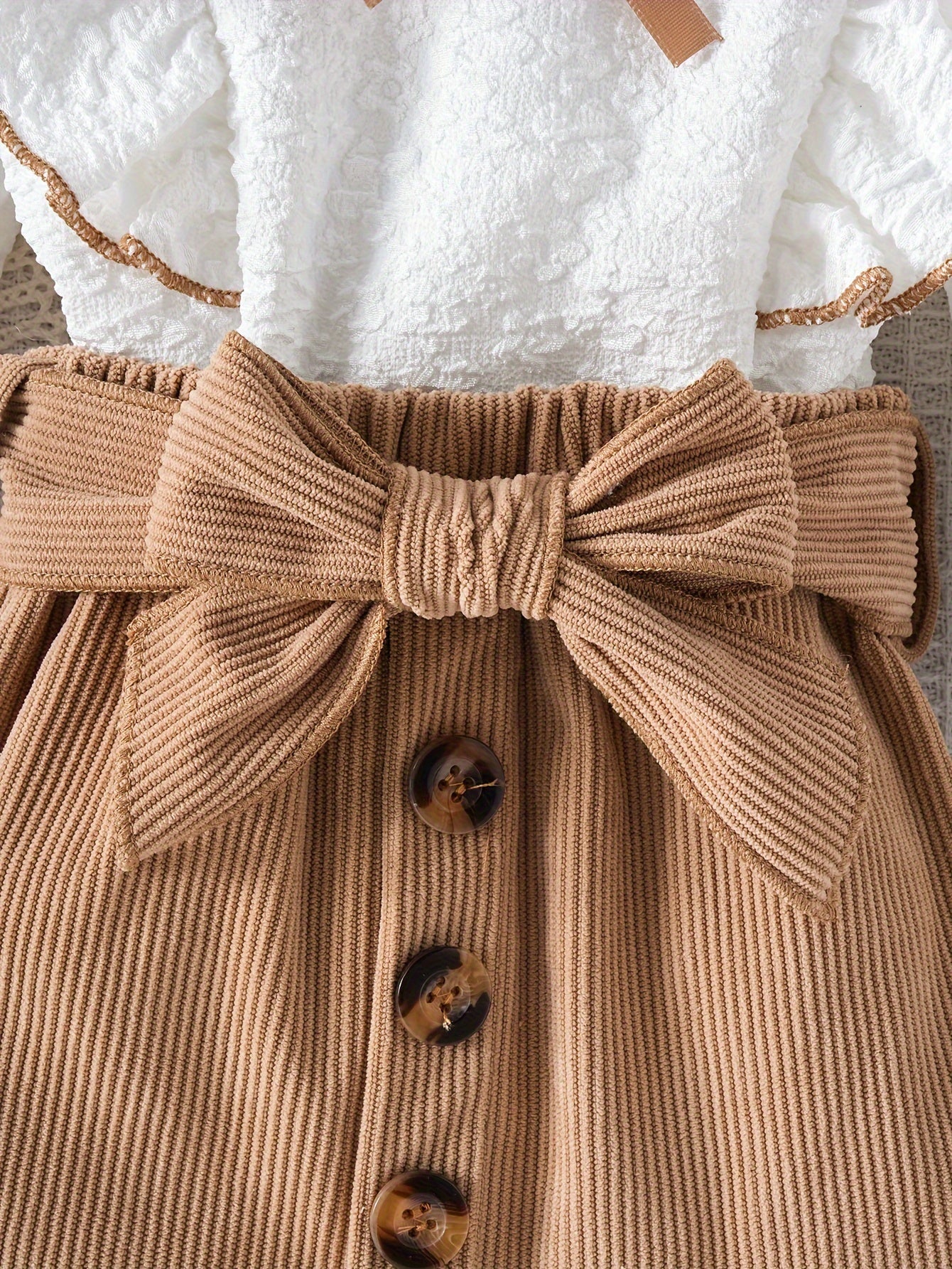 Conjunto 2 Peças Bebê Menina Blusa Texturizada Manga Longa Babado e Saia Cotelê Laço