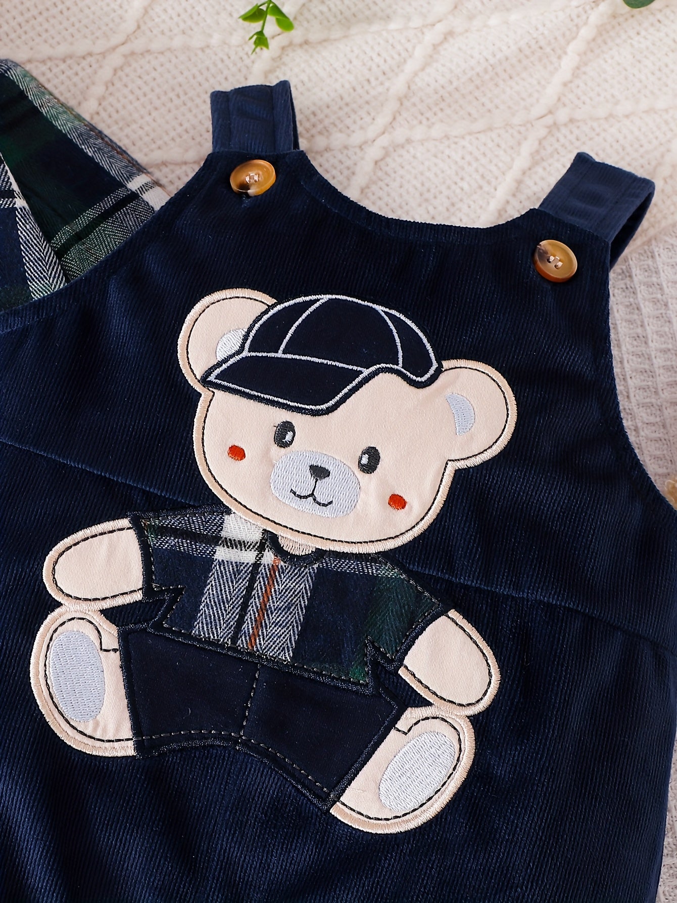 Conjunto 2 Peças Bebê Menino Camisa Xadrez com Gravata Borboleta e Jardineira Urso