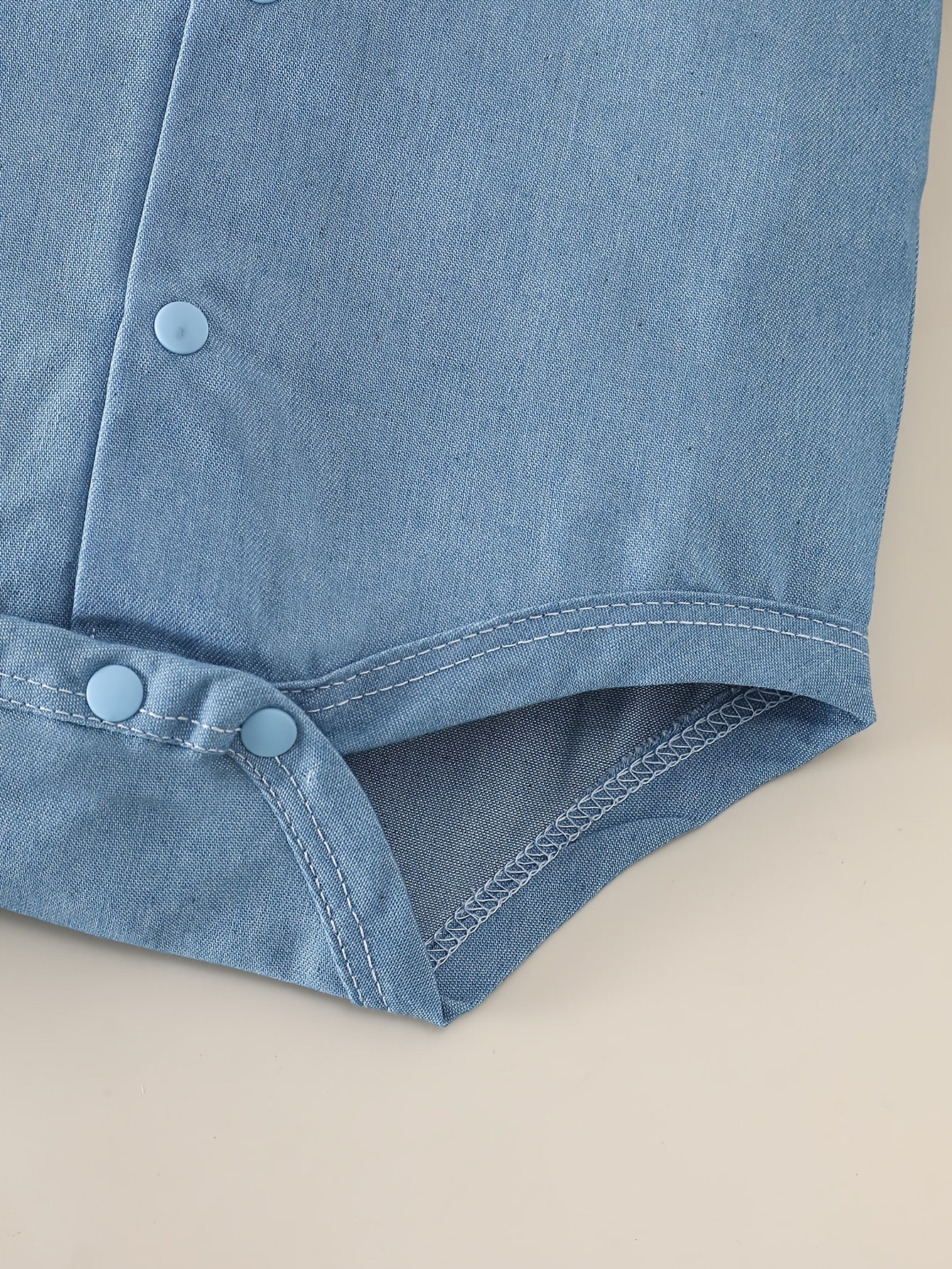Conjunto Bebê Menino 2 Peças Macacão Body Denim Manga Curta e Shorts Suspensório Urso
