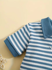 Conjunto 2 Peças Bebê Menino Polo Listrada Meia Botonagem Manga Curta e Shorts Waffle Casual Verão