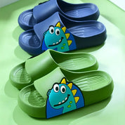 Chinelo Slide Infantil Dinossauro Sola Grossa Macio Antiderrapante
