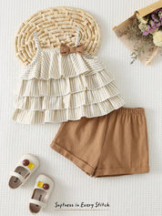 Conjunto Bebê Menina Top Listrado com Babados e Shorts de Linho