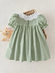 Vestido Bebê Menina Gola Peter Pan com Aplique de Patinhos