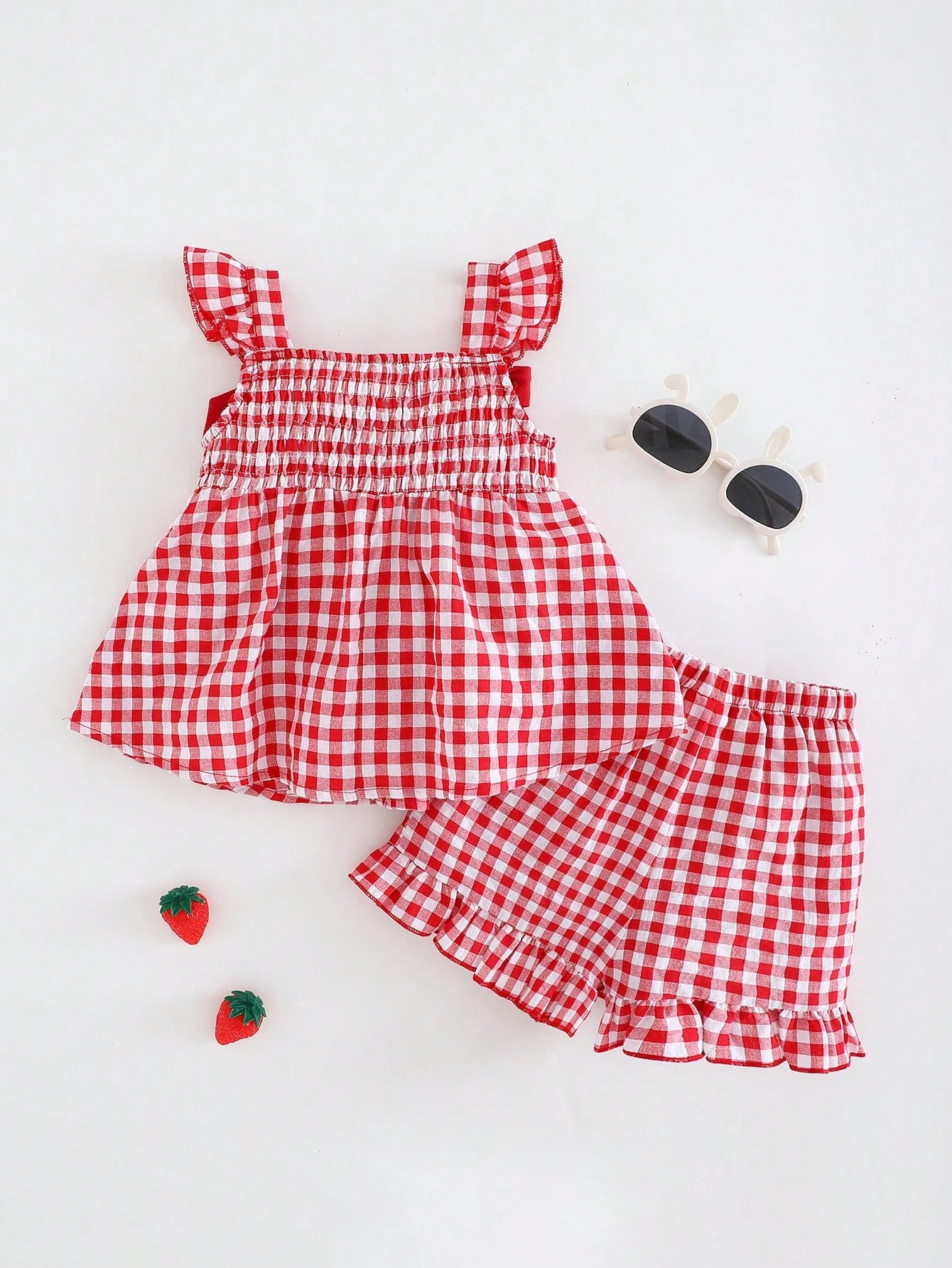 Conjunto 2 Peças Bebê Menina Top Alças com Bordado de Morango e Shorts Xadrez