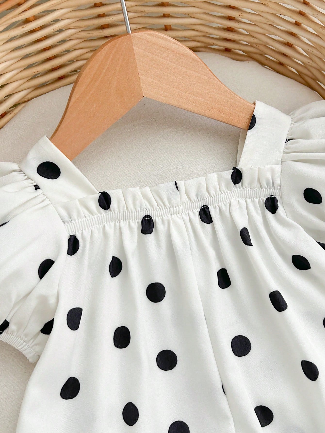Vestido Bebê Menina Poá Manga Bufante Evasê com Laço