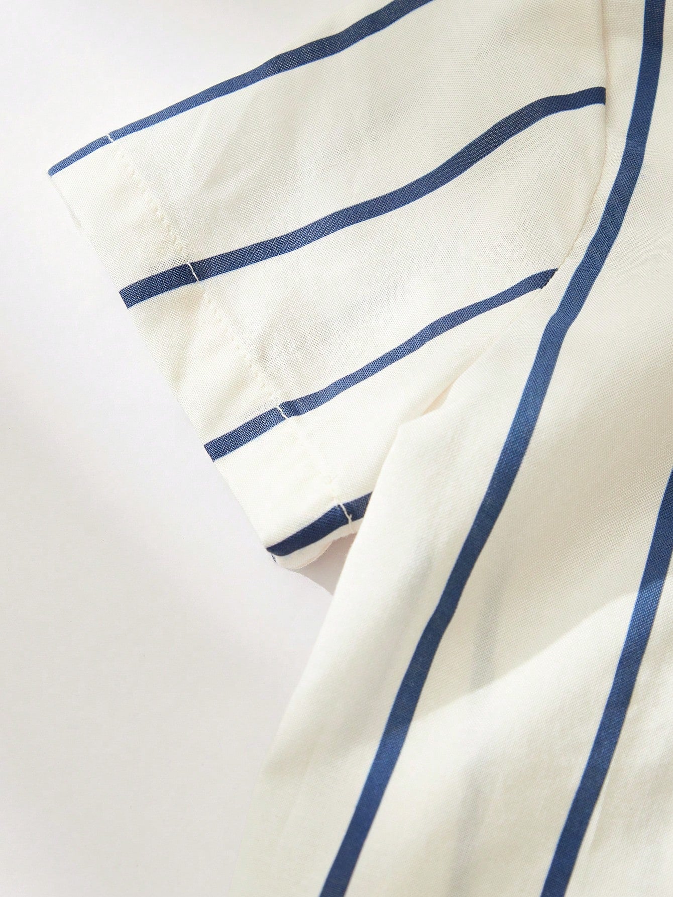 Conjunto Bebê Menino Camisa Listrada Gola Padre e Shorts