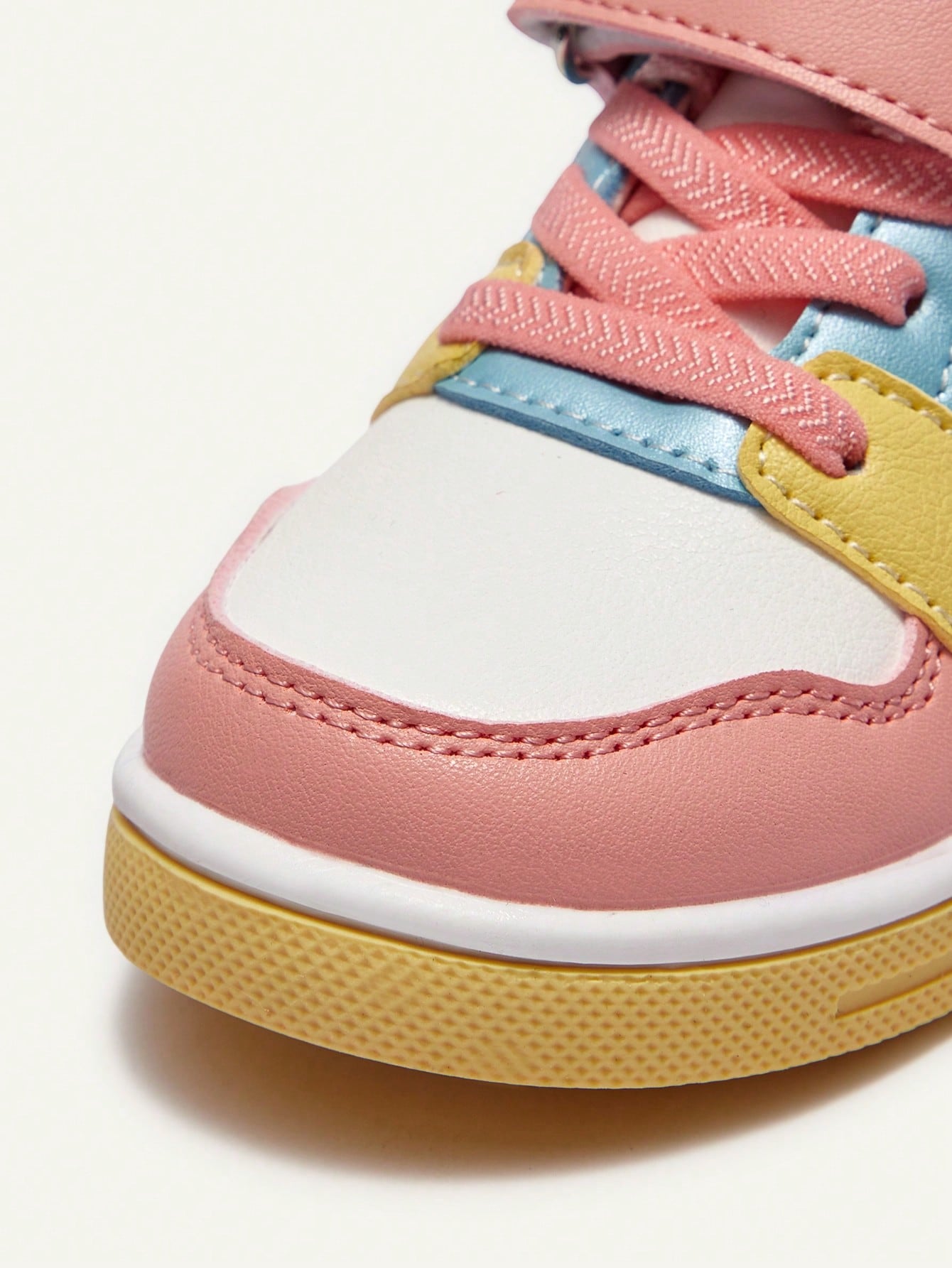 Tênis Infantil Menina Skate Bordado Estrela com Velcro