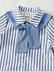 Conjunto Bebê Menino Camisa Listrada Gola Xale e Shorts