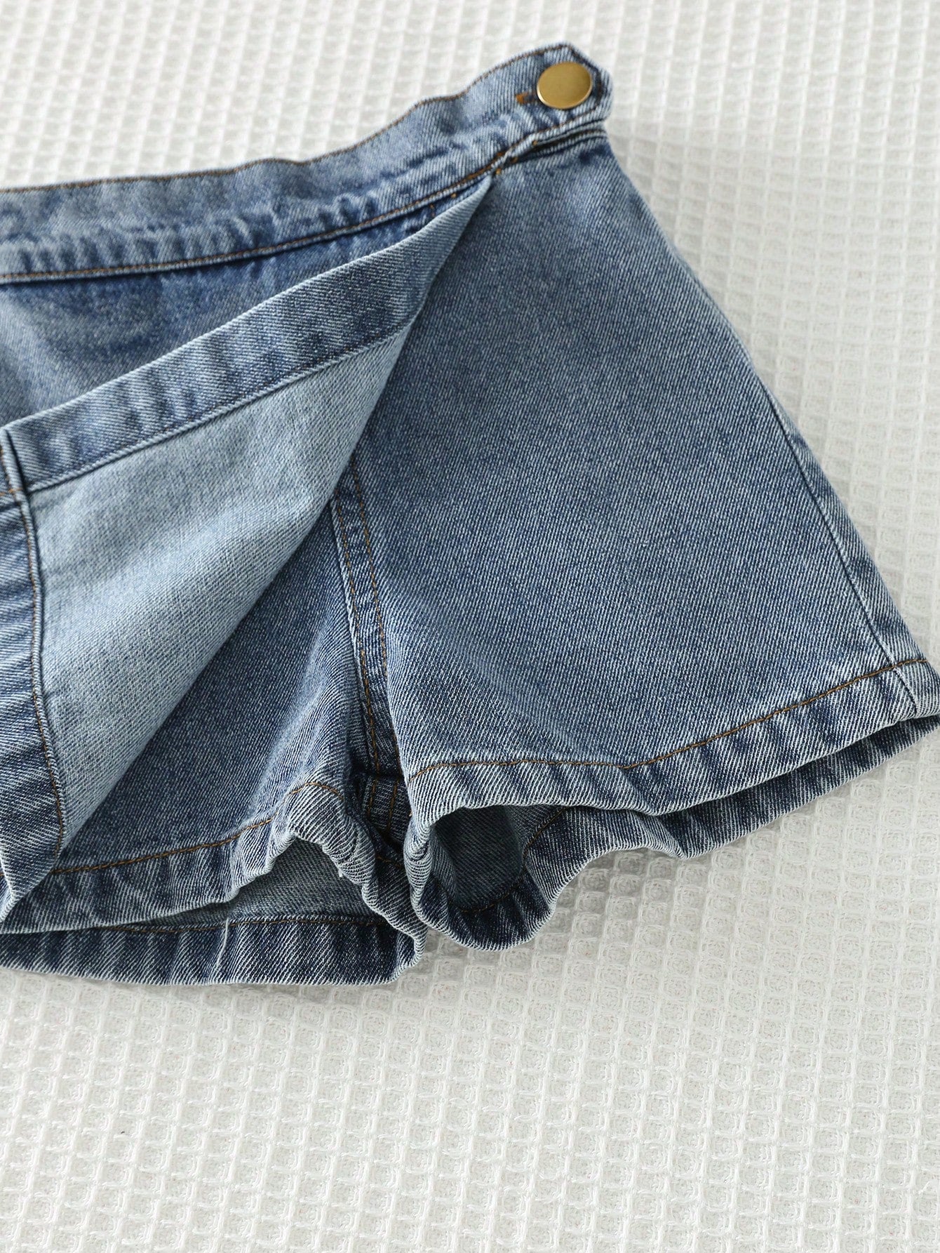 Conjunto Bebê Menina Top Polo Listrado e Shorts Saia Jeans