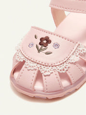 Sandália Bebê Menina Fechada com Luz LED Bordado Floral Renda Velcro 002 Sandália Infantil 17 Kabannas 