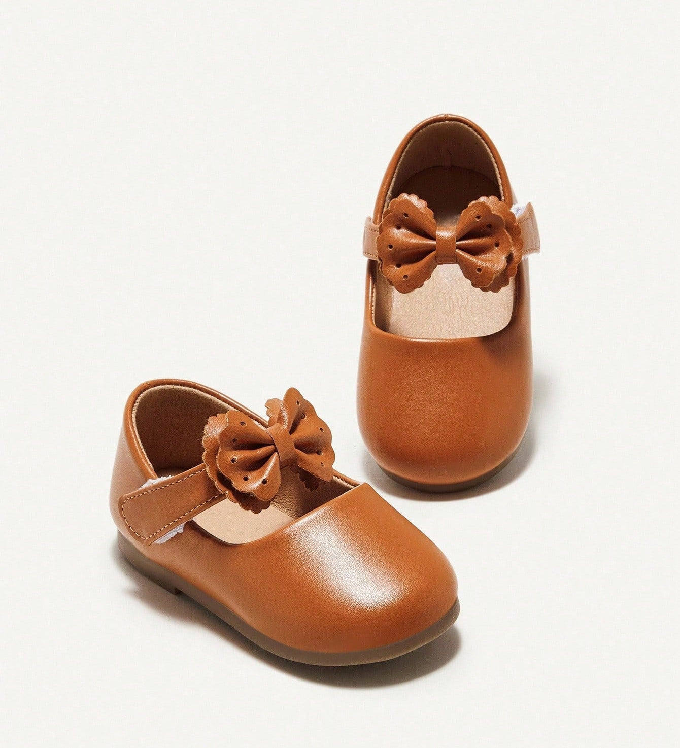 Sapatilha Infantil Menina Mary Jane Laço Decorativo Couro 001 Sapatilha Infantil 04 Kabannas 