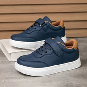Tênis Infantil Cano Baixo Velcro e Cadarço Sola EVA Antiderrapante Azul Calçado Infantil 06 Kabannas 