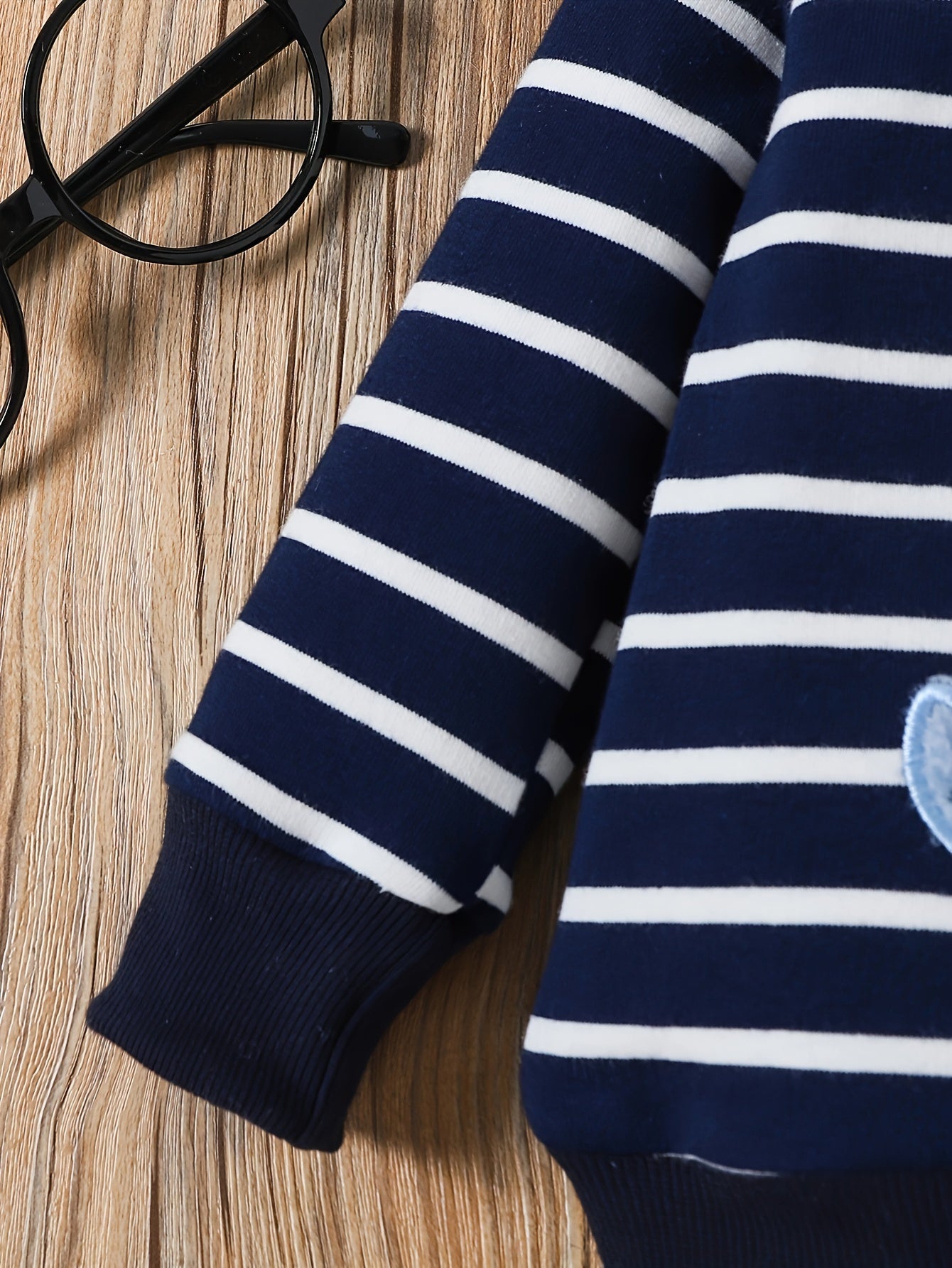 Conjunto 2 Peças Bebê Menino Moletom Listrado Elefante e Calça Jeans