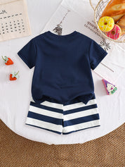 Conjunto 2 Peças Bebê Menino Camiseta Manga Curta Urso e Shorts Listrado