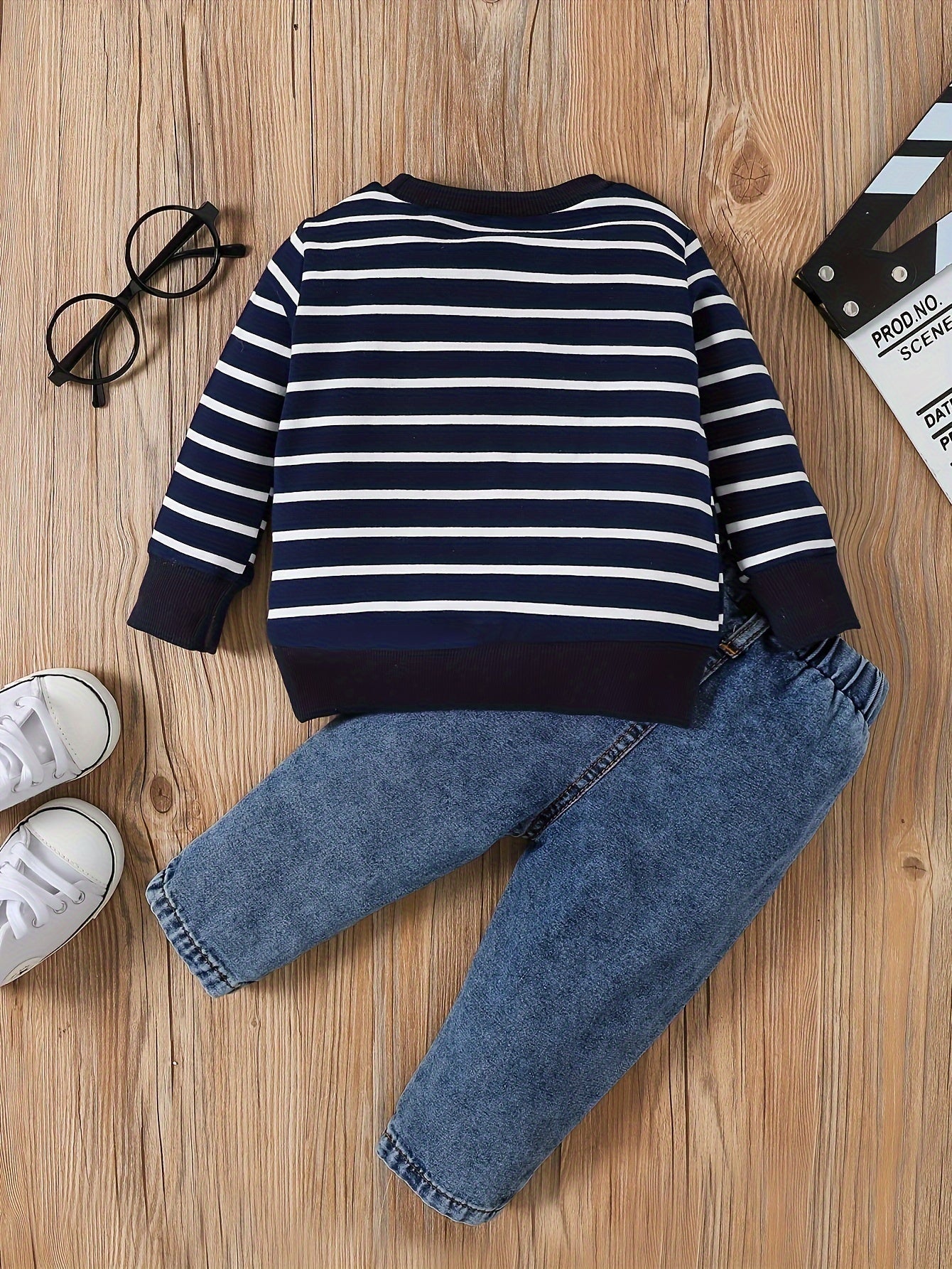 Conjunto 2 Peças Bebê Menino Moletom Listrado Elefante e Calça Jeans