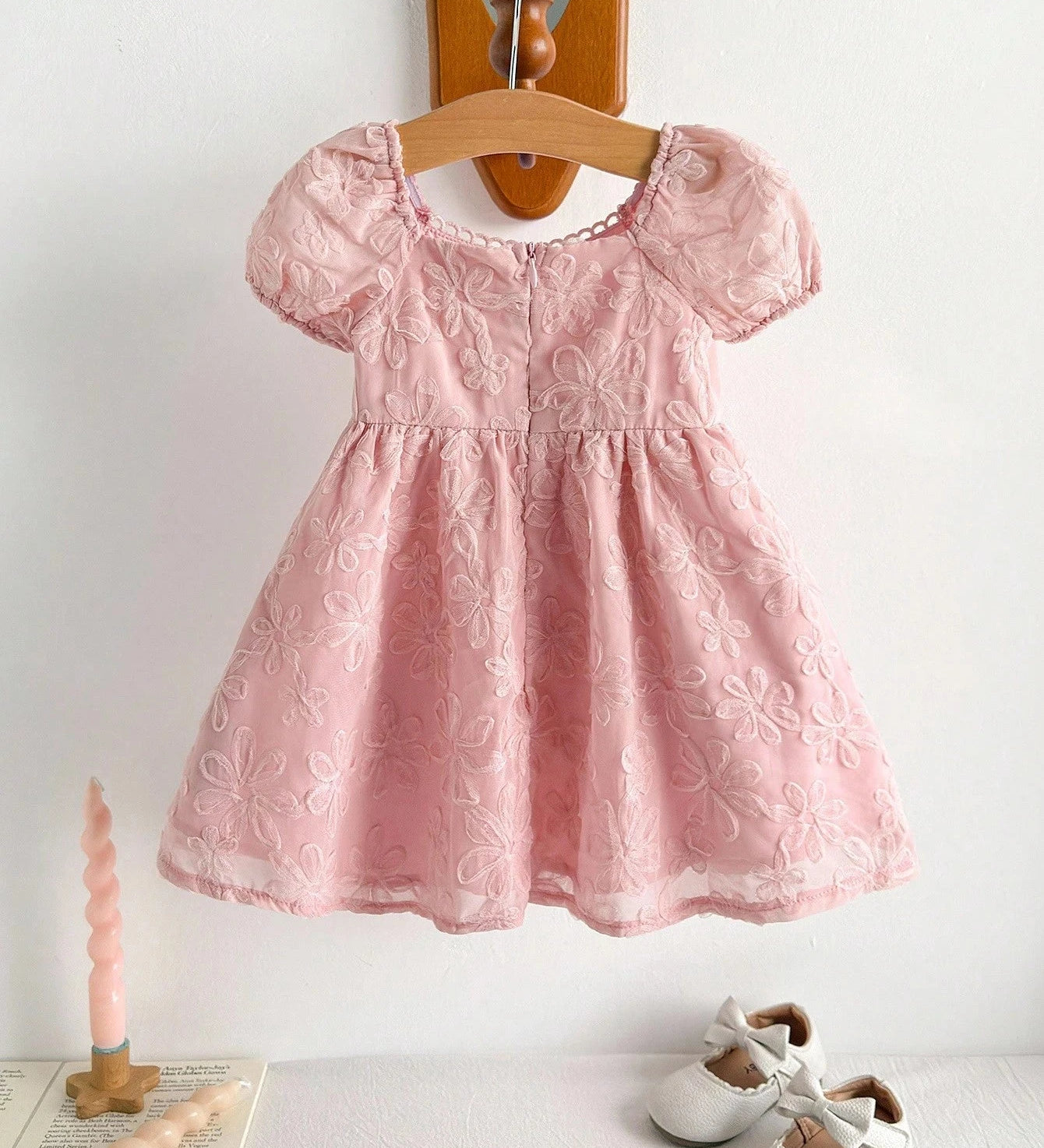 Vestido Bebê Manga Bufante Floral 3D Decote Quadrado 004 Vestido Menina 23 Kabannas 