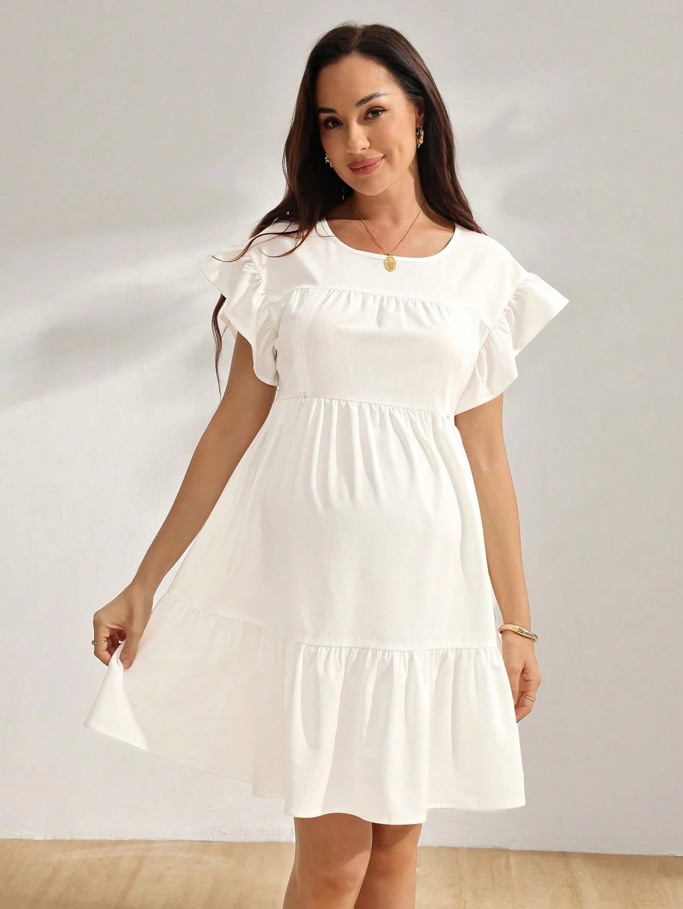Vestido Gestante e Amamentação Curto Evasê com Mangas de Babado - Branco
