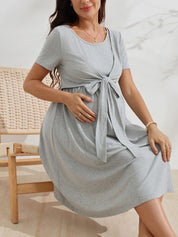 Vestido Gestante e Amamentação Manga Curta com Laço na Cintura - Cinza claro