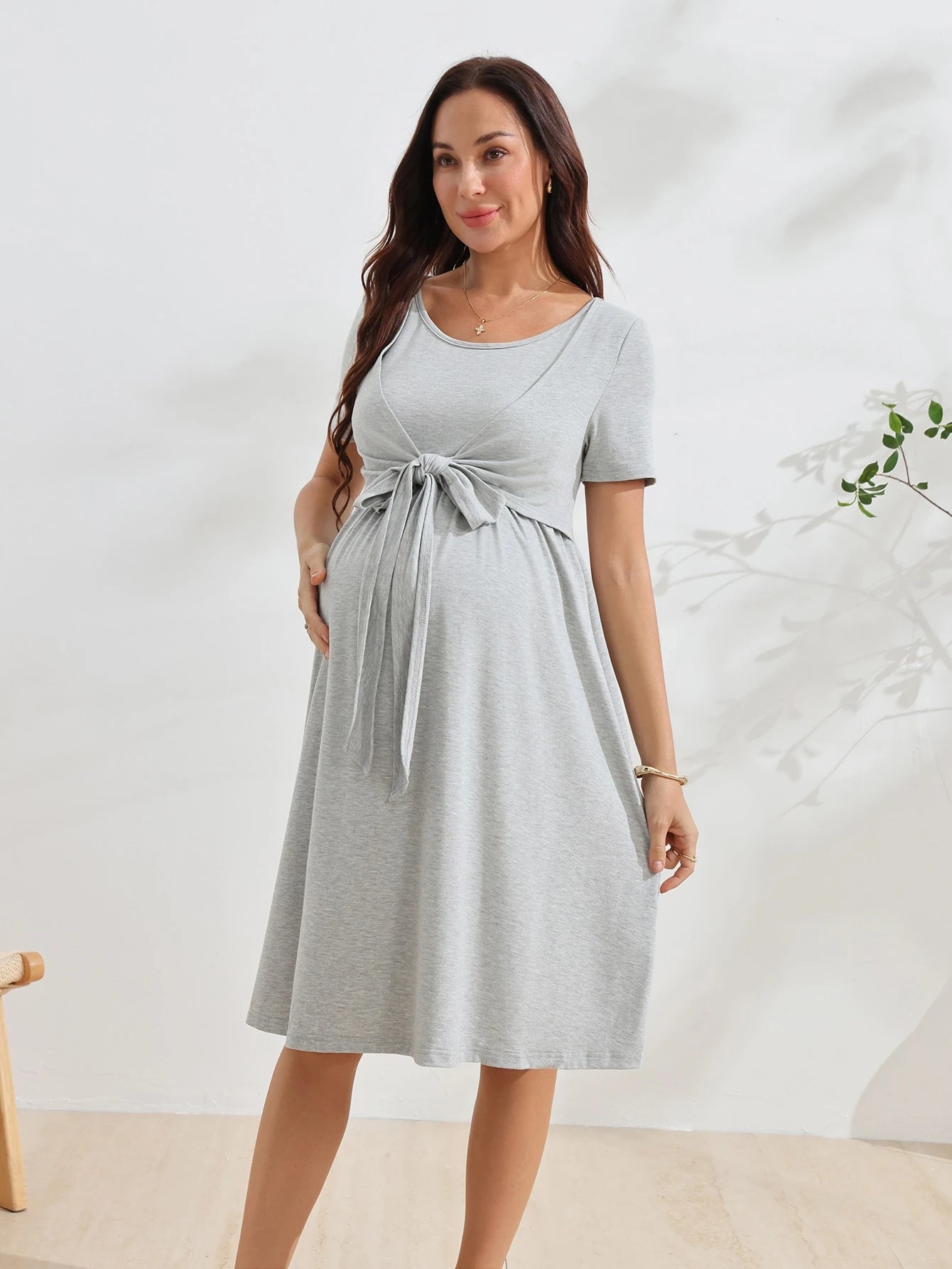 Vestido Gestante e Amamentação Manga Curta com Laço na Cintura - Cinza claro