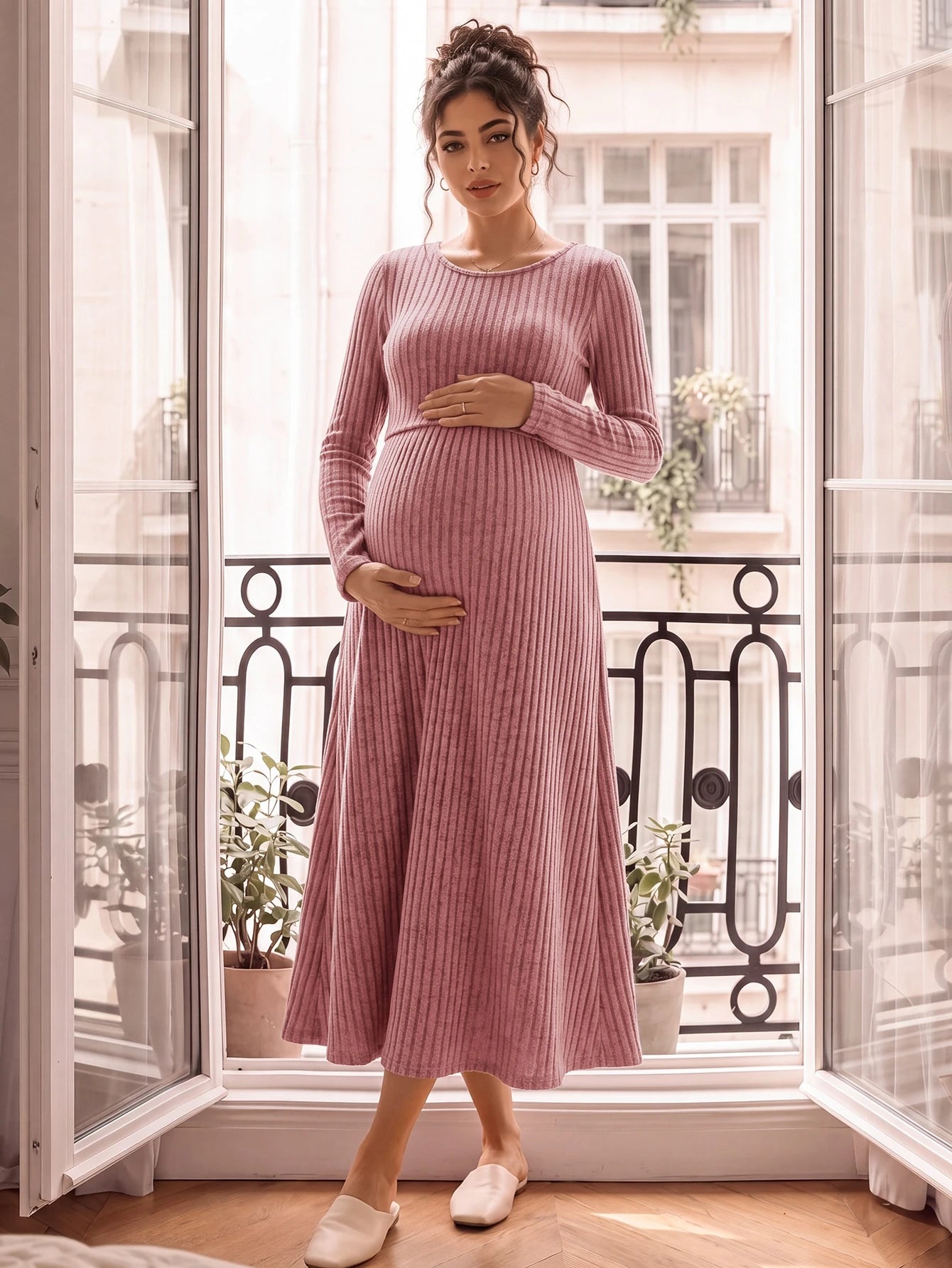 Vestido Gestante e Amamentação Midi Manga Longa com Barra Evasê - Rosa antigo