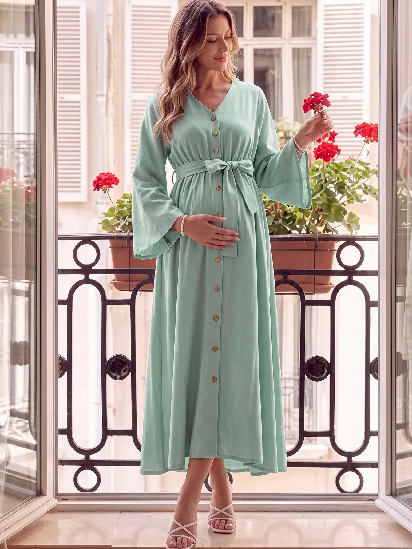 Vestido Gestante e Amamentação Midi Manga Longa com Botões e Faixa - Verde sálvia