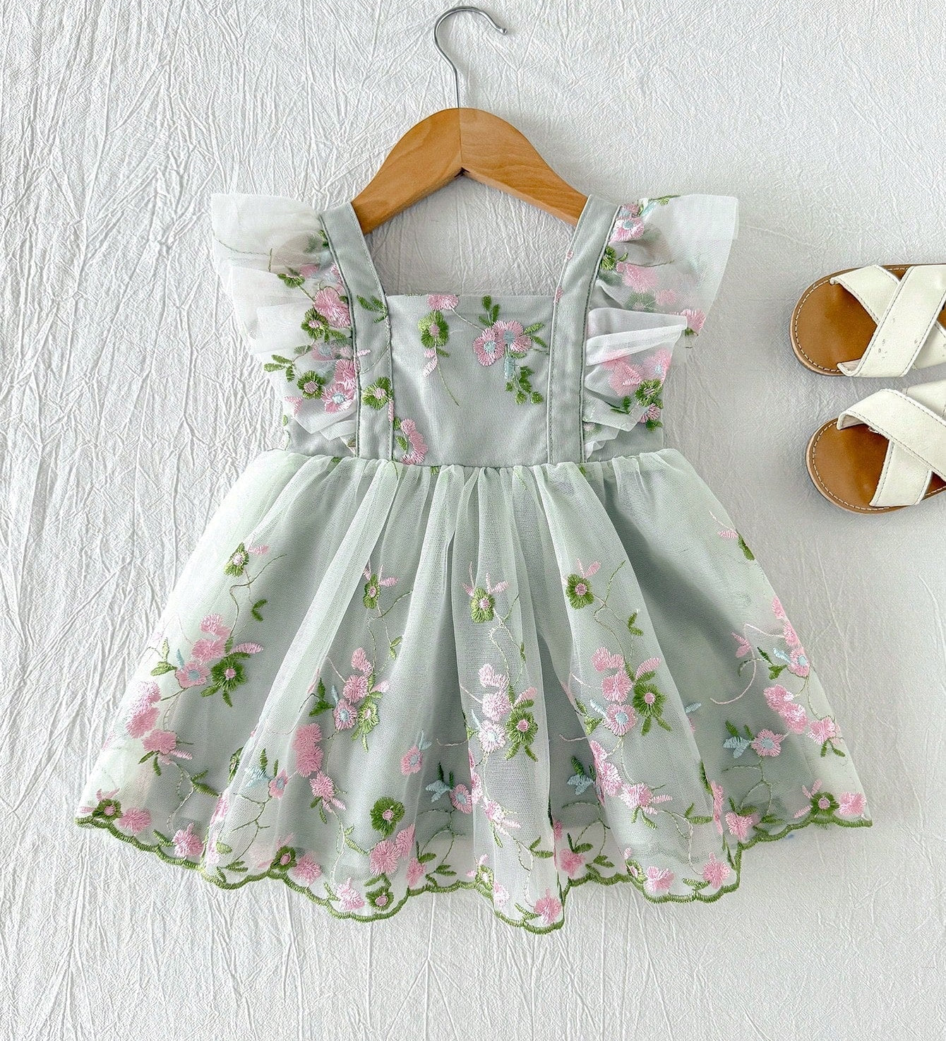 Vestido Infantil Bebê Menina Tule Bordado Floral Manga Borboleta Laço 001 Vestido Menina 05 Kabannas 