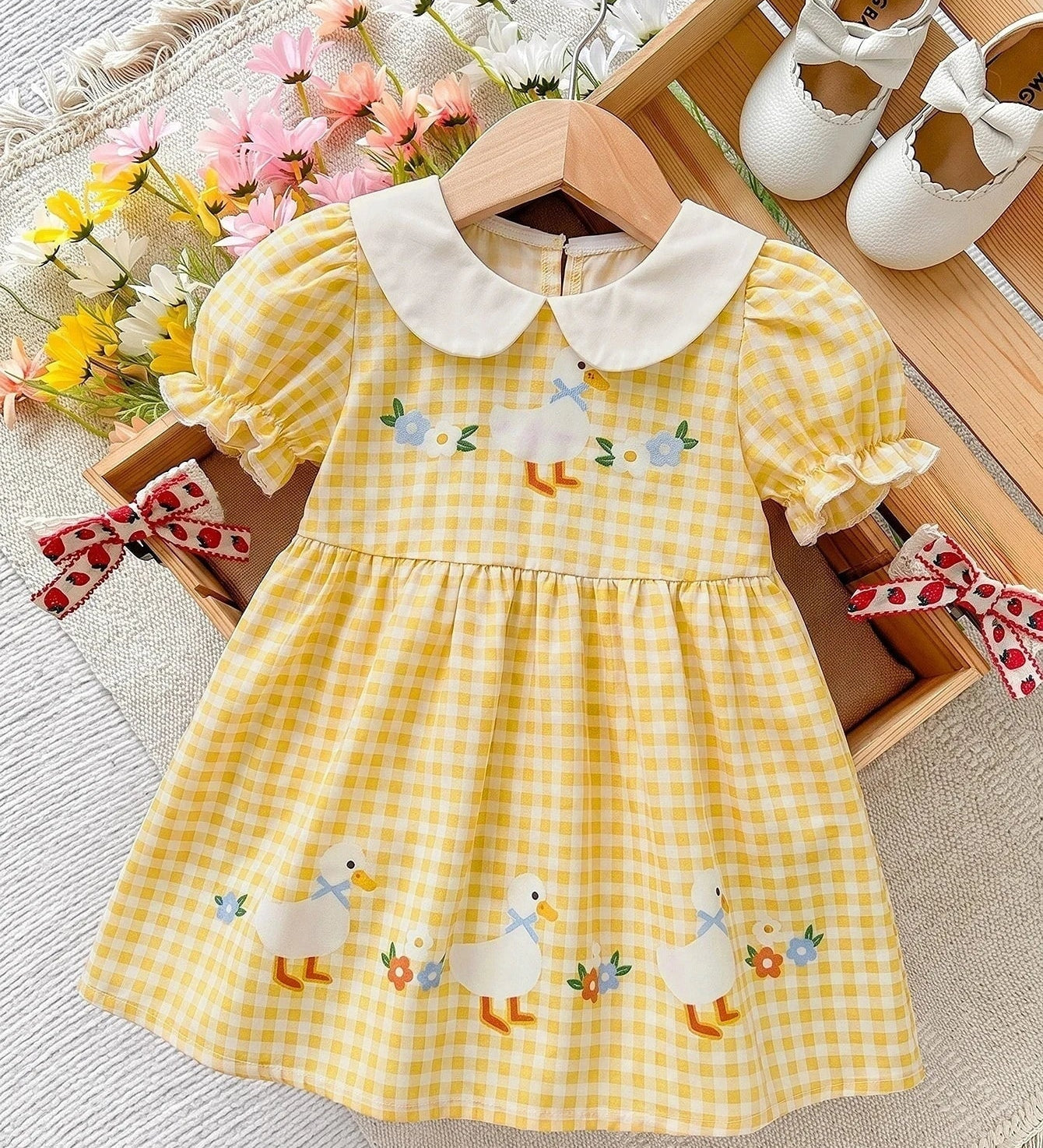 Vestido Infantil Bebê Menina Xadrez Vichy Gola Peter Pan Manga Bufante Estampa Pato 003 Vestido Menina 09 Kabannas Amarelo 3-6 Meses 