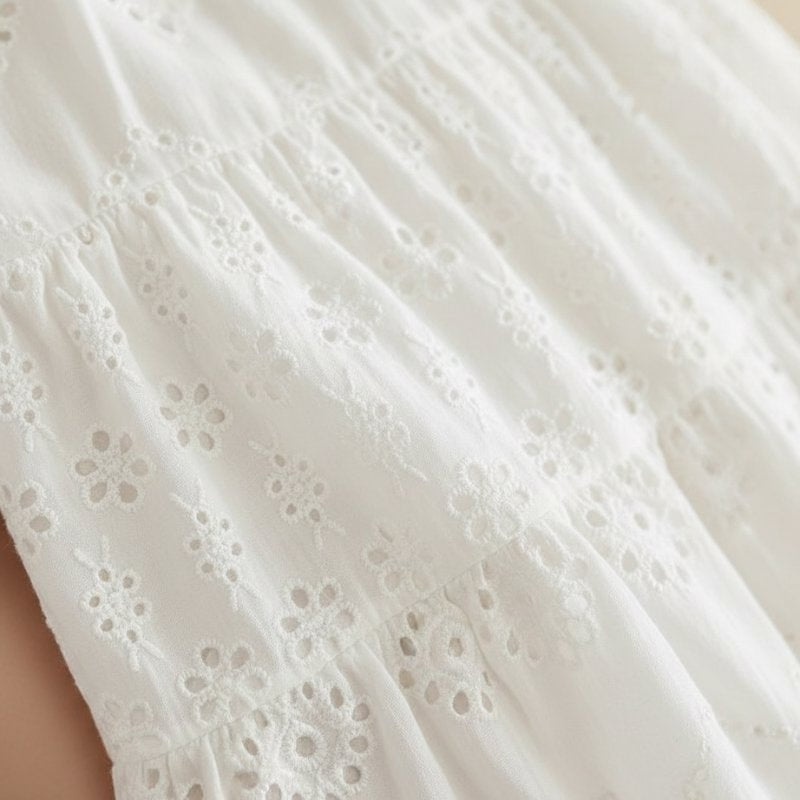 Vestido Infantil Branco de Verão com Recortes Delicados Moda Vintage Infantil 43 Kabannas 