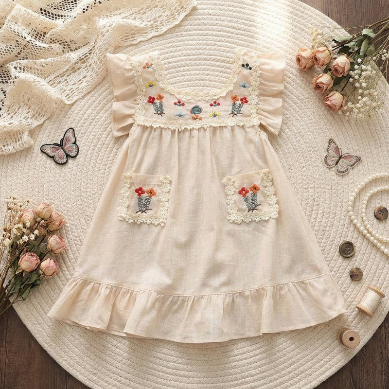 Vestido Vintage Infantil Florido com Bordado Moda Vintage Infantil 19 Kabannas 